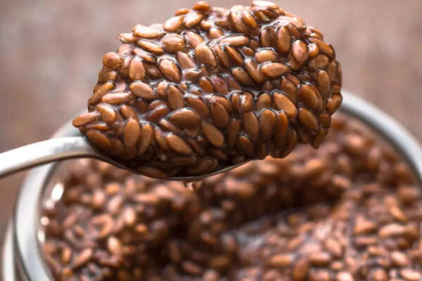 How to consume flax seeds for maximum hair growth