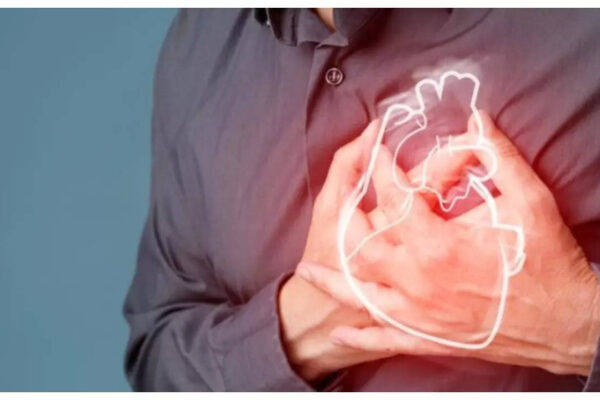 6 high alert warning signs of blocked arteries, as per top surgeon