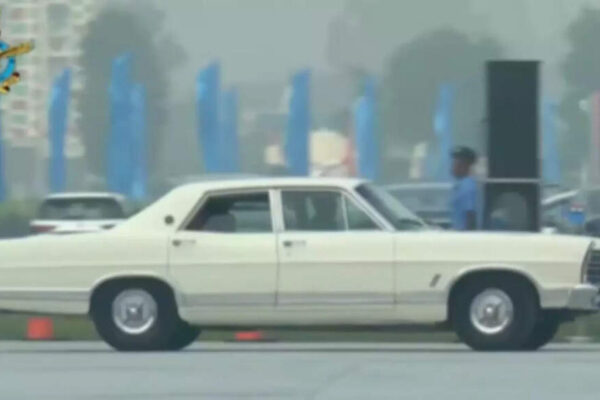 Air Force Day ’25: Air Chief Marshal arrives in rare 1960s V8 car, all you need to know