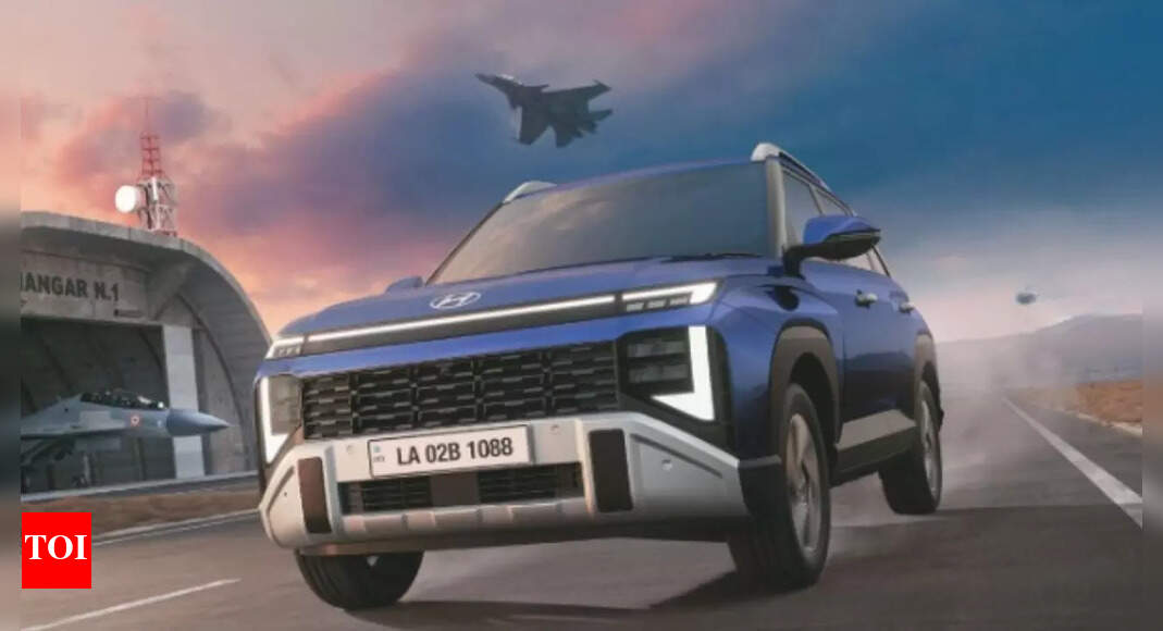 New-gen Hyundai Venue teased, launch on Nov’ 4: What to expect