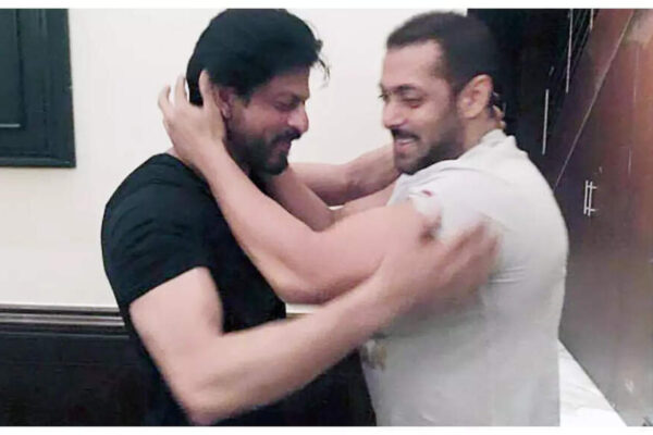 ‘I hugged my dead parents but…’: Shah Rukh Khan once spoke about not hugging Salman Khan