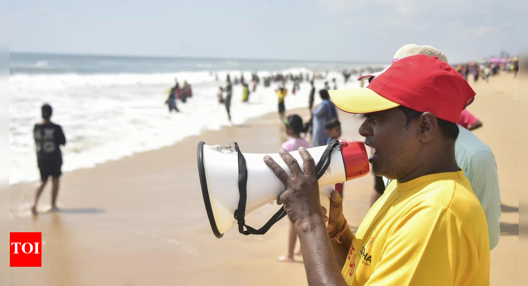 Cyclone Montha brewing: Red alert in Andhra Pradesh, Odisha, landfall likely near Kakinada tomorrow — all you need to know