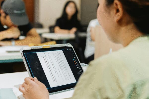 Wisconsin draws the line: New law bans cellphones in classrooms amid growing national reckoning