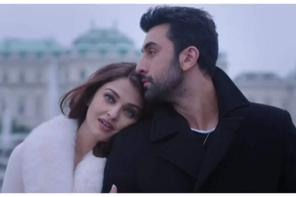 Ranbir Kapoor once revealed that Aishwarya Rai Bachchan didn’t treat him like a kid on the sets of ‘Aa Ab Laut Chalen’