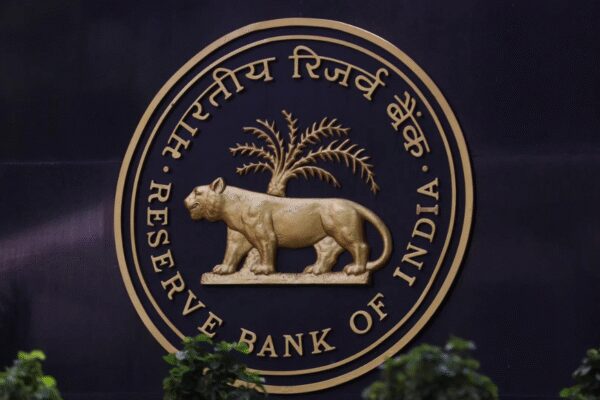 Currency update: Rs 2,000 notes worth Rs 5,817 crore still in circulation; RBI says 98.37% of high-value bills returned