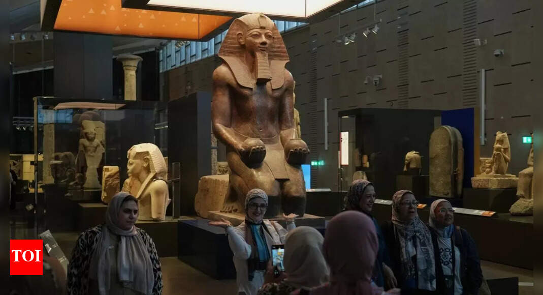 Egypt opens .2B Grand Museum, showcasing Tutankhamun’s tomb in full for the first time