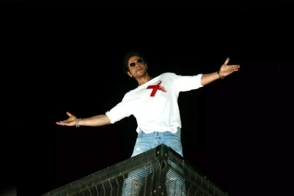 Shah Rukh Khan’s fan meet at Mannat CANCELLED: Actor apologises; tells fans birthday ritual scrapped over ‘safety concerns and crowd control issues’