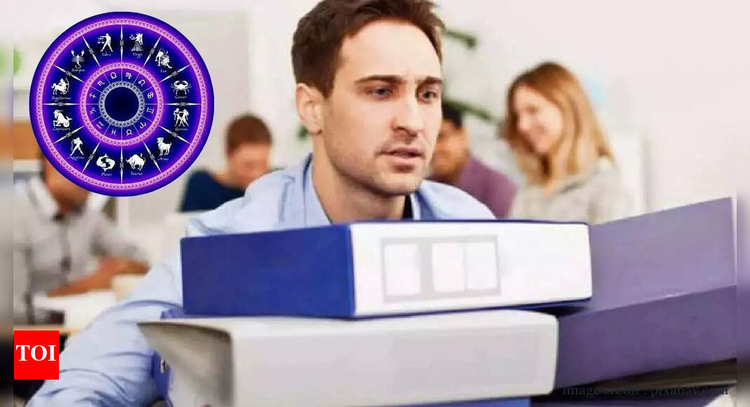 Daily Career Horoscope, November 3, 2025: Big career changes ahead, these zodiac signs will find success