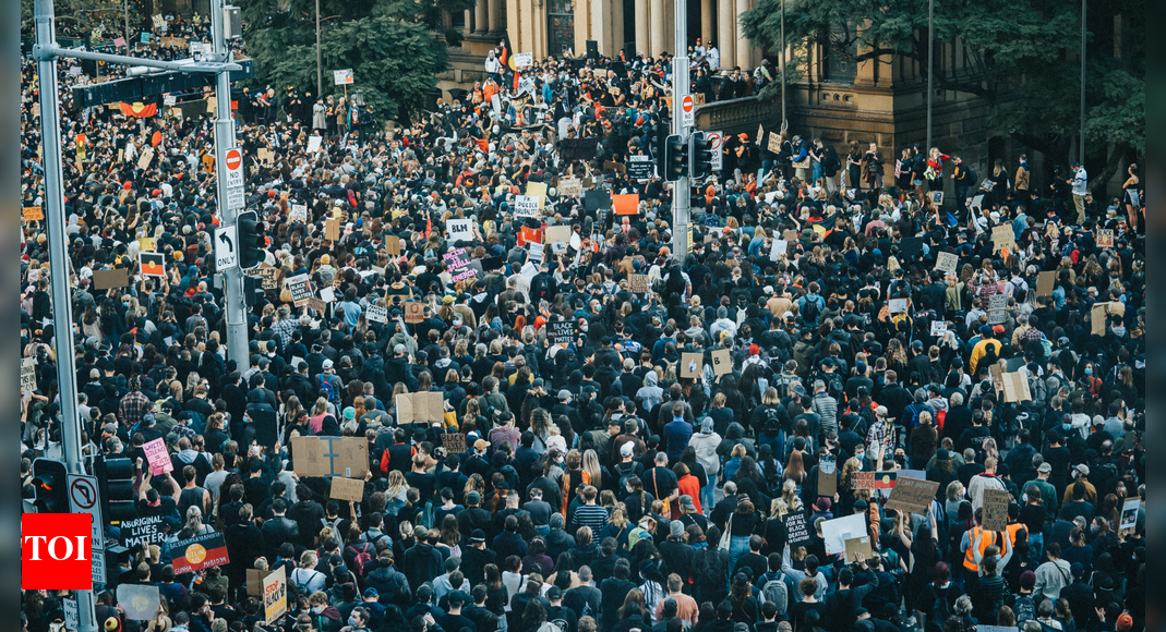 Alberta’s students turn protestors as government forces teachers back to work: Here’s what has happened so far