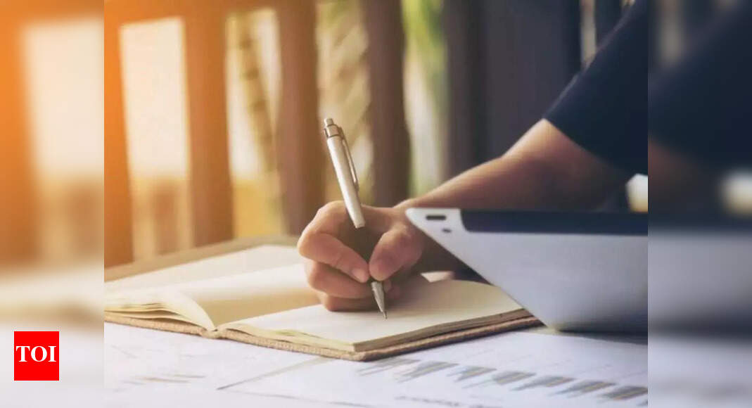 JEE Main 2026: NTA confirms calculators not allowed; clarifies typo error in bulletin