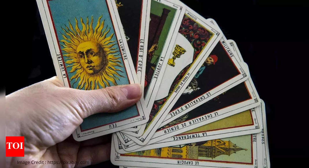 Tarot Cards Predictions Today, November 4, 2025: The universe speaks clearly, these zodiac signs will receive divine messages