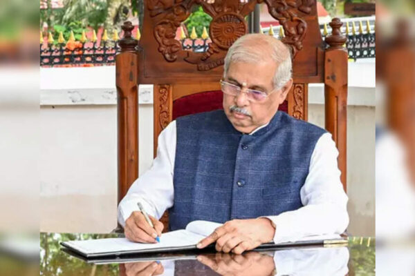 Kerala governor invites applications for Calicut University VC; state govt terms it ‘undemocratic’