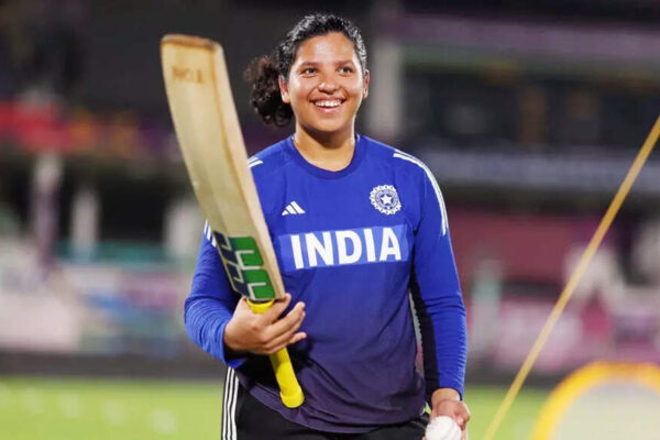 Gold-plated bat and ball for Richa Ghosh after Women’s World Cup glory