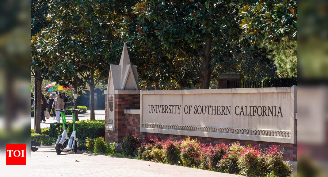 More than 900 staff laid off as University of Southern California faces over 0 million deficit