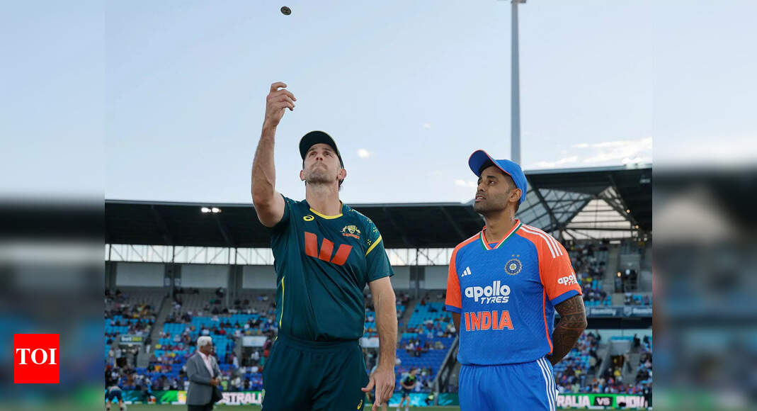 IND vs AUS Live Score, 4th T20I: India eye series lead against Australia at Carrara Oval