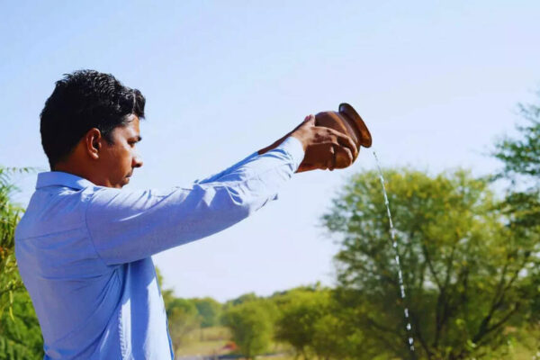 Why offering water to the Sun with a pinch of saffron is highly recommended in the shastras |