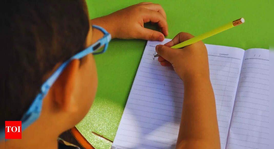 What is the right direction to keep your child’s study table as per their zodiac