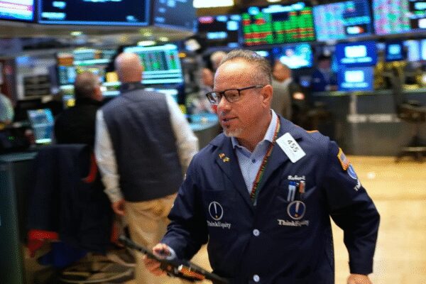 US market today: Wall Street drifts as investors eye earnings reports; DoorDash slides, Rockwell gains while global cues stay mixed
