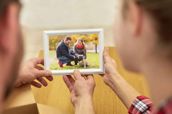 How looking at partner photos can strengthen love attachment and long-term relationships |