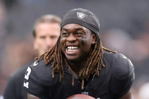 Will Ashton Jeanty play against the Denver Broncos tonight? Latest injury update on the Las Vegas Raiders rookie running back