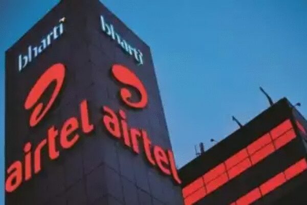 Singtel arm to sell 0.8% in Airtel for 10.5k crore