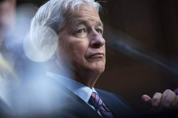 JP Morgan CEO Jamie Dimon has strict ‘mobile phone rule’: ‘If you send me a text…’