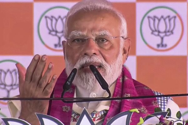 PM attacks Congress: Key verses of Vande Mataram dropped in 1937
