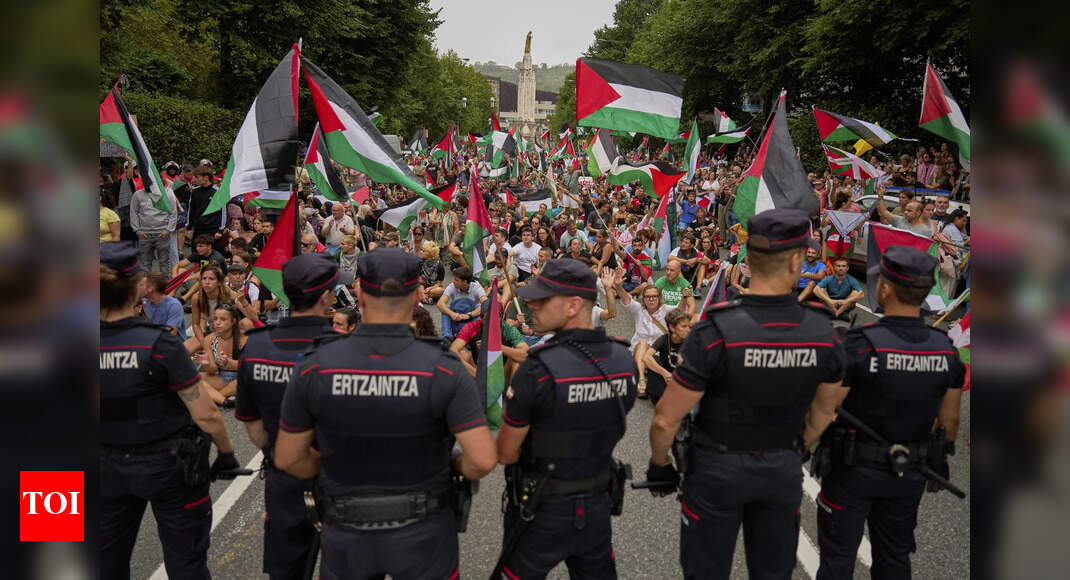 Nov 08, 2025, 10:32 IST