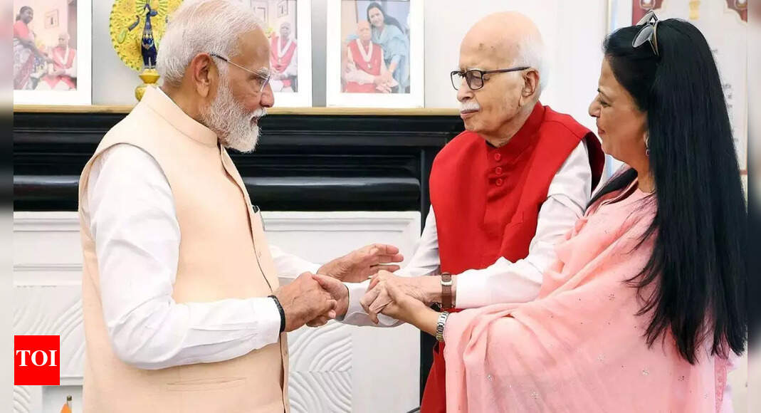 ‘Statesman of vision and integrity’: PM Modi visits LK Advani on his 98th birthday; BJP leaders extend greetings | India News