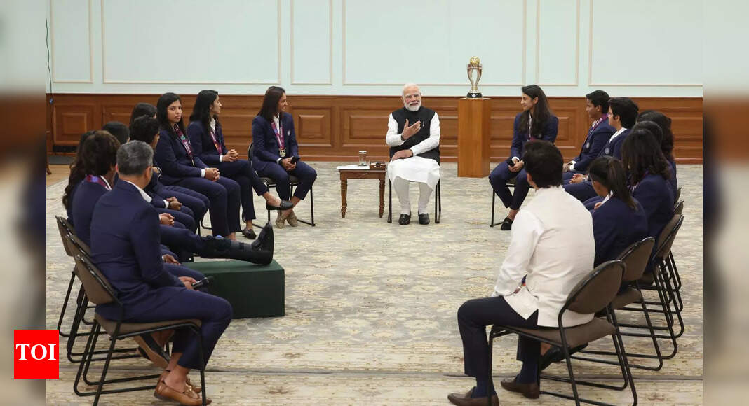 Asked about ‘Lord Hanuman’ tattoo by PM Modi, India’s World Cup winner visits Mahakaleshwar Temple – Watch | Cricket News