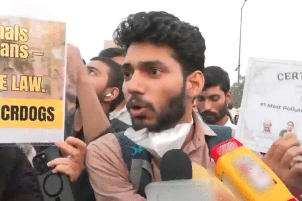 Delhi pollution: Citizens protest against toxic air in Capital; demand action