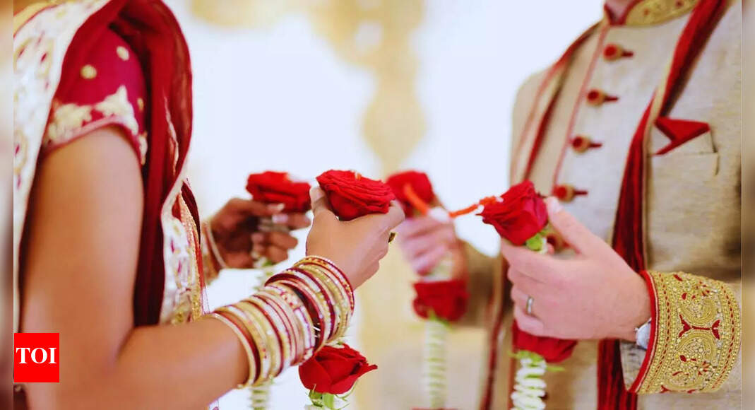 What are the 36 gunas for Hindu marriage and a minimum of how many gunas should match