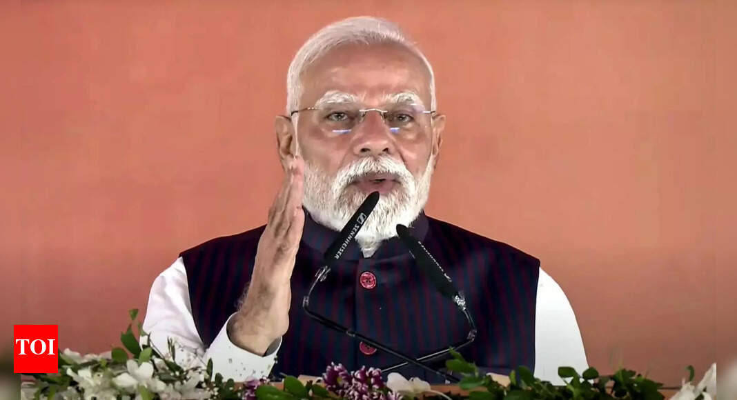 Delhi blast: PM Modi takes stock of situation, briefed by Amit Shah | India News