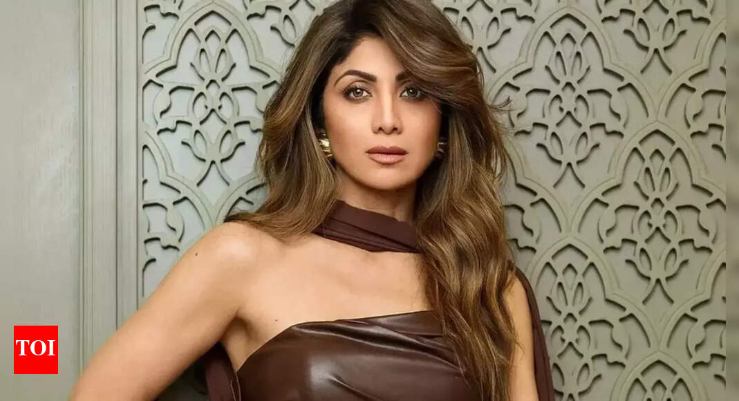 Shilpa Shetty’s fitness challenge: Actress performs a dumbbell squat and asks followers to show their version