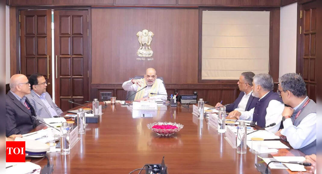 ‘Hunt down each & every culprit’: Amit Shah says Delhi car blast culprits to face ‘full wrath of agencies’