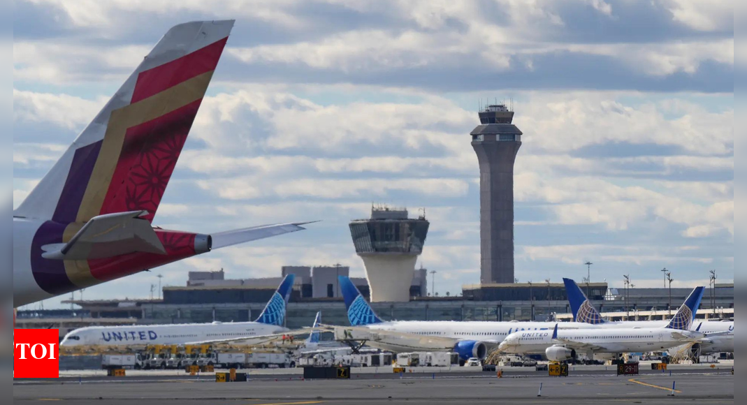 US govt shutdown nears end: Airlines cancel 1,200 flights; FAA, carriers discuss gradual rollback