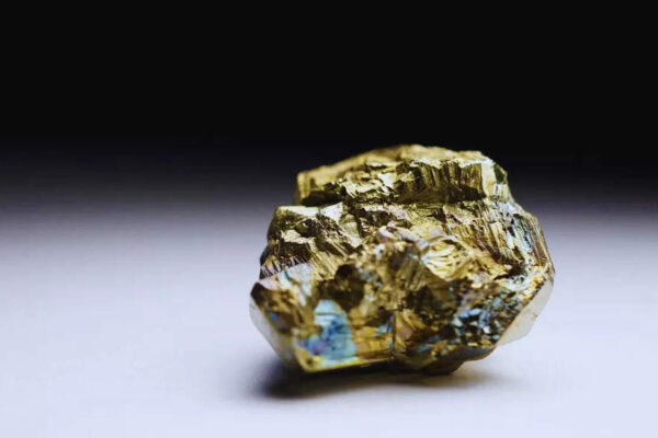 From attracting prosperity to abundance: 5 astrological benefits of wearing pyrite