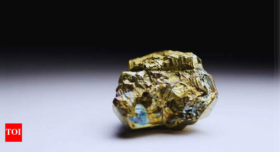 From attracting prosperity to abundance: 5 astrological benefits of wearing pyrite