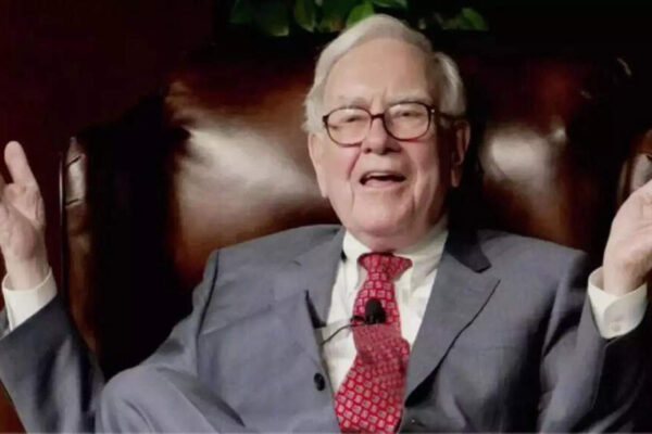 Warren Buffet’s final annual letter has message on CEO pay packages, including Elon Musk’s; writes: Sought to embarrass CEOs by …