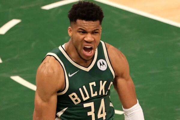 Is Giannis Antetokounmpo’s playing tonight vs Charlotte Hornets? Latest uipdate on the Milwaukee Bucks star’s injury report (November 12, 2025)