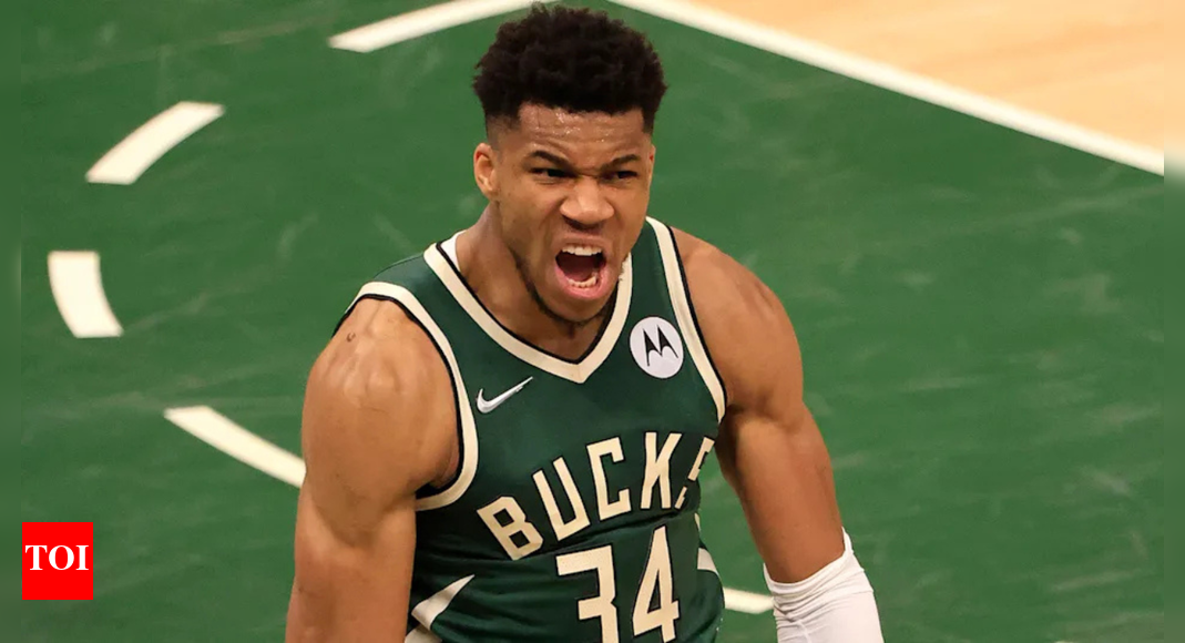 Is Giannis Antetokounmpo’s playing tonight vs Charlotte Hornets? Latest uipdate on the Milwaukee Bucks star’s injury report (November 12, 2025)