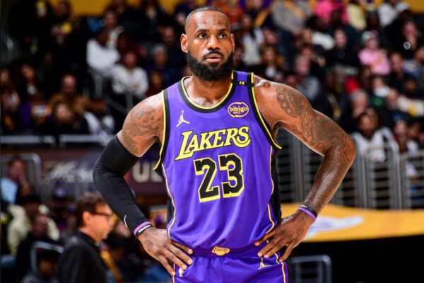 LeBron James’ comeback from injury sparks immediate reaction from ex-teammate amid Lakers’ major roster change | NBA News