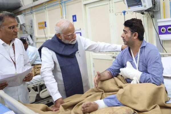 Delhi blast: AAP claims ‘new plaster, costume’ for victim before PM Modi visit; BJP claps back | India News