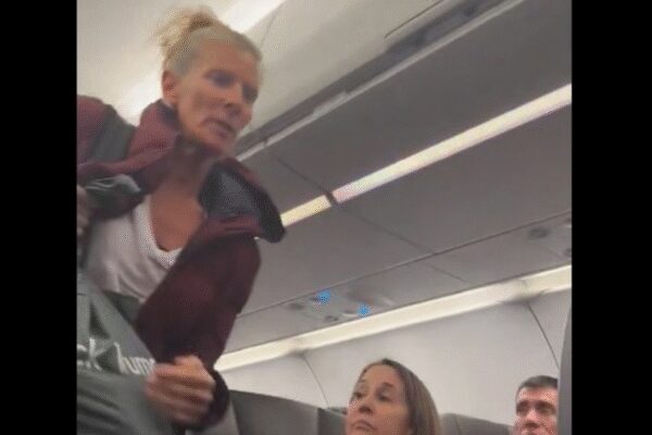 ‘We live in a fascist country’: American Airlines flight diverted over passengers’ outburst; 4 Congressmen were flying to vote on shutdown