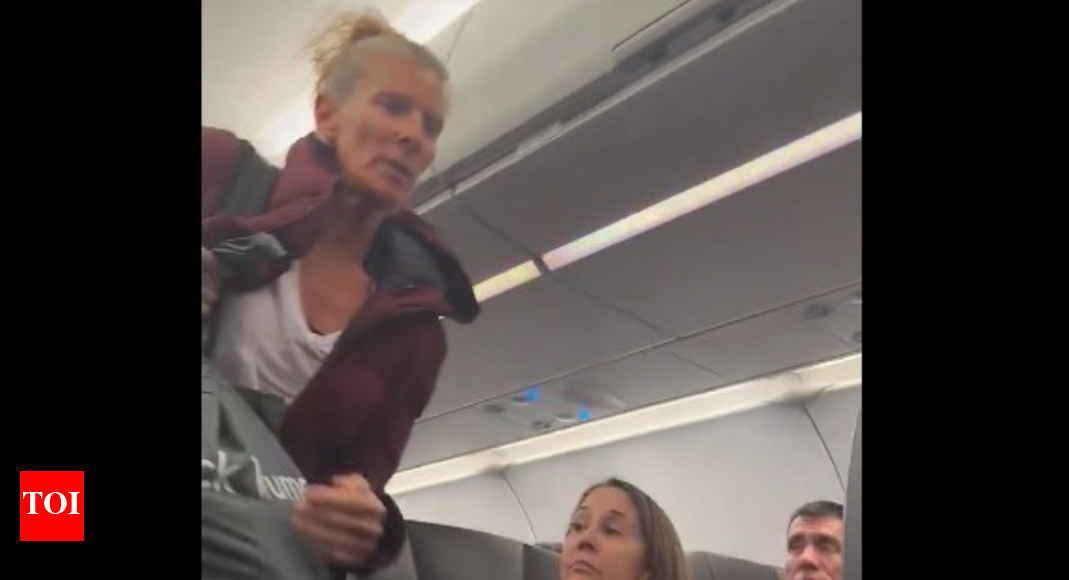 ‘We live in a fascist country’: American Airlines flight diverted over passengers’ outburst; 4 Congressmen were flying to vote on shutdown