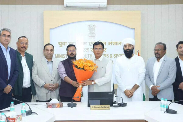 I-League clubs meet Sports Minister to request intervention; AIFF proposes physical meeting with ISL club CEOs