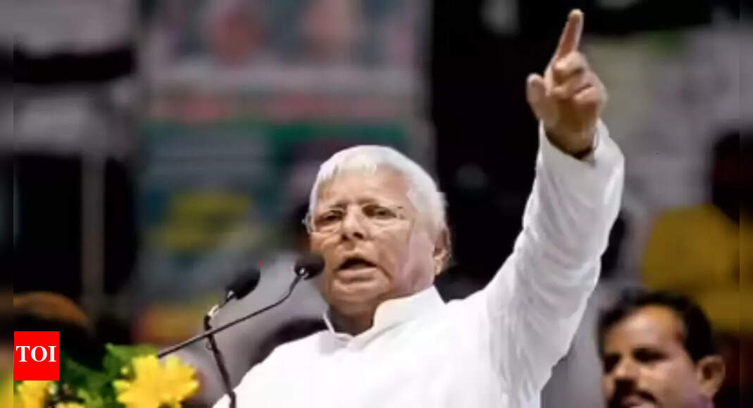 Bihar Polls: Schools to remain shut today as Lalu aide warns of ‘Nepal-like’ stir