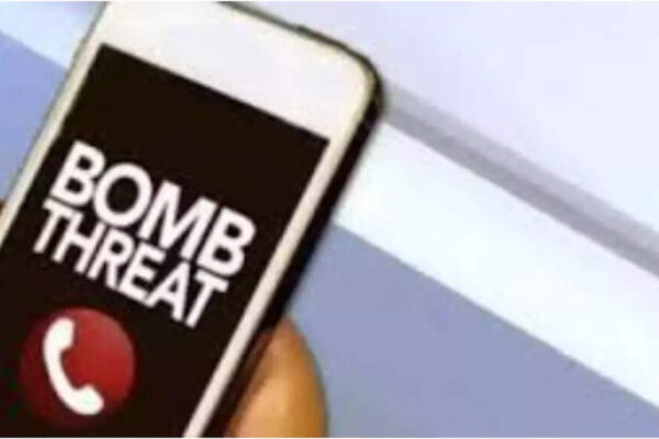 Bomb threats in California: Sunny Hill High School, Fullerton Union High School, Troy High School, and Fern Drive Elementary School under lockdown
