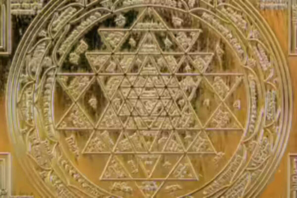 What is Shri Yantra: Know its spiritual Benefits