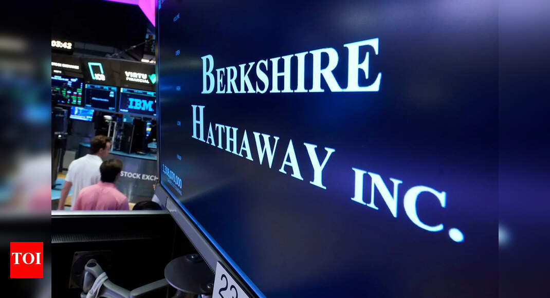 Warren Buffett’s market move: Berkshire takes .3 billion stake in Google parent Alphabet; scales back Apple holding